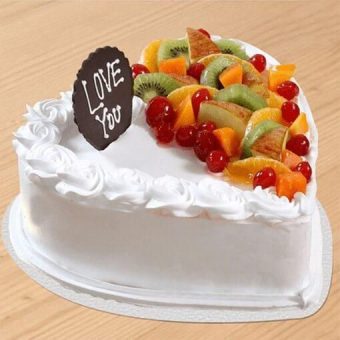 heart shape fruit cake