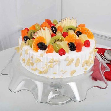 yummy fresh fruit cake