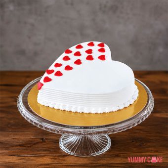 Heart Shape Vanilla Cake