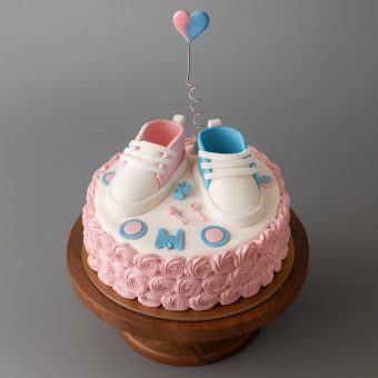 baby shower cake for boys