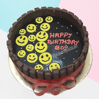 Emoji and kitkat Cake