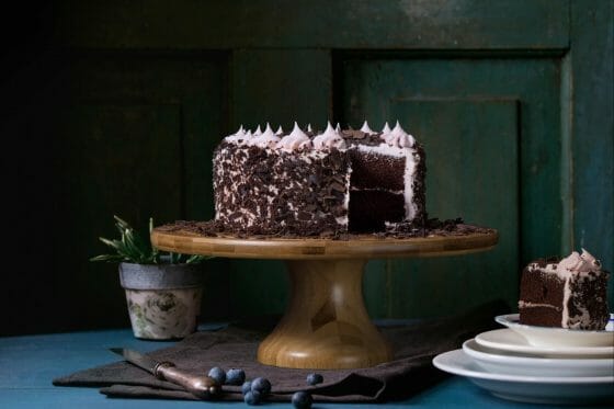 Choosing Between Buttercream Cake And Fondant Cake