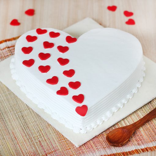 Creamy Heart Shaped Cake