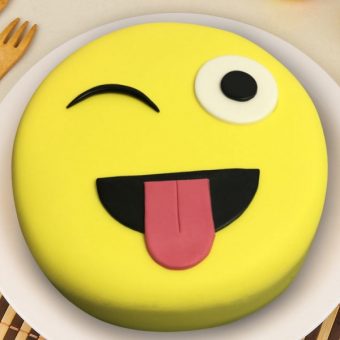 crazy face smiley cake