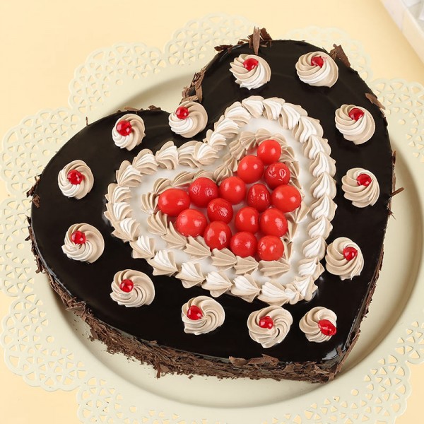 Sugarfree Black Forest Heart Cake