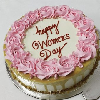 womens day caramel cake