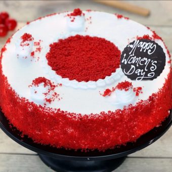 womens day velvet cake