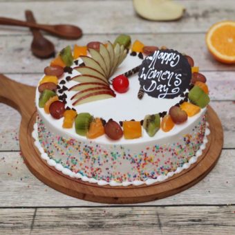 womens special fruit cake