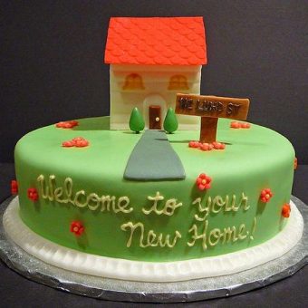 welcome to new home cake