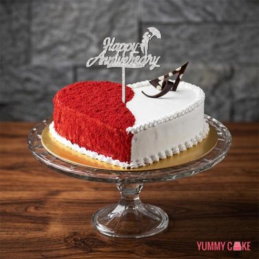 Elegant Velvet Anniversary Cake
