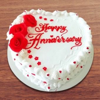 anniversary cream cake