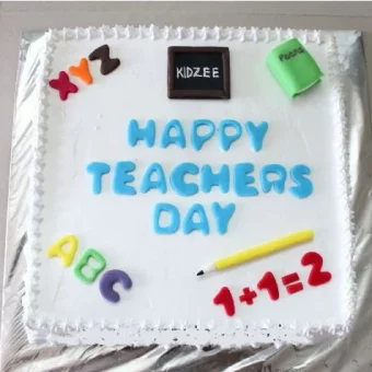 simple teachers day cake