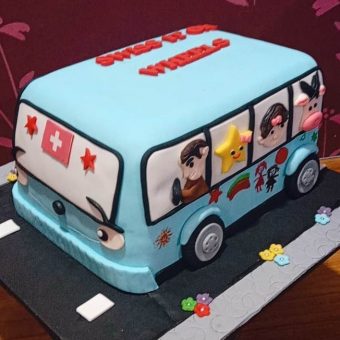 bus theme cake yummycake