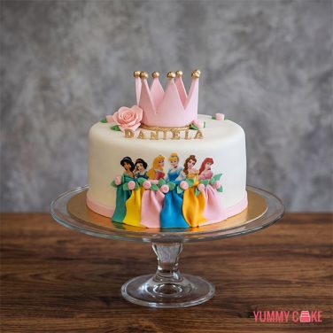 Snow Dolls Crown Theme Cake