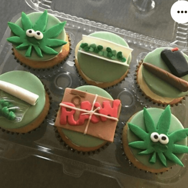 weed theme cupcakes