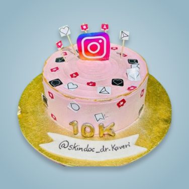 10K Instagram followers pink celebration cake