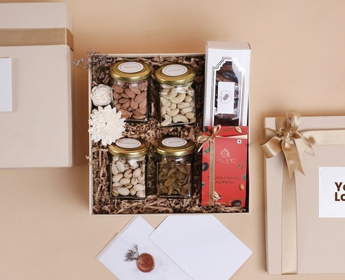 Festive Delights Diwali Hamper