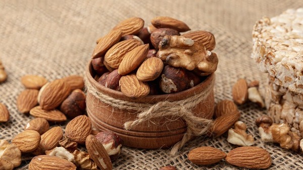 almond dry fruits