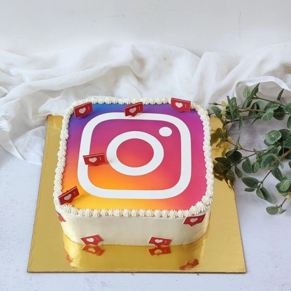 instagram cake