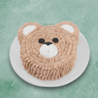 Fluffy Teddy Bear Cake in round shape