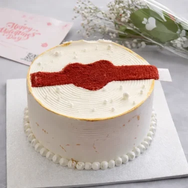 kiss me valentine secret reveal cake