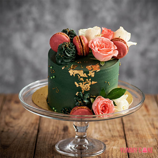 Royal Green Floral Cake