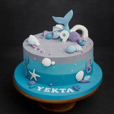 Ocean Pearl Mermaid Cake