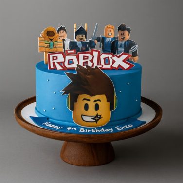 roblox heroes cake