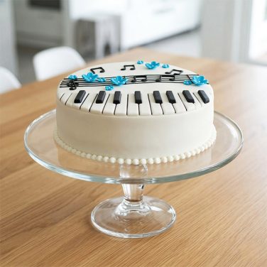 Serenade Symphony Round Cake