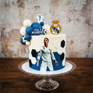 Cr7 Madrid Fan Theme Cake
