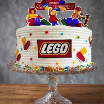 lego minifigure birthday cake front view